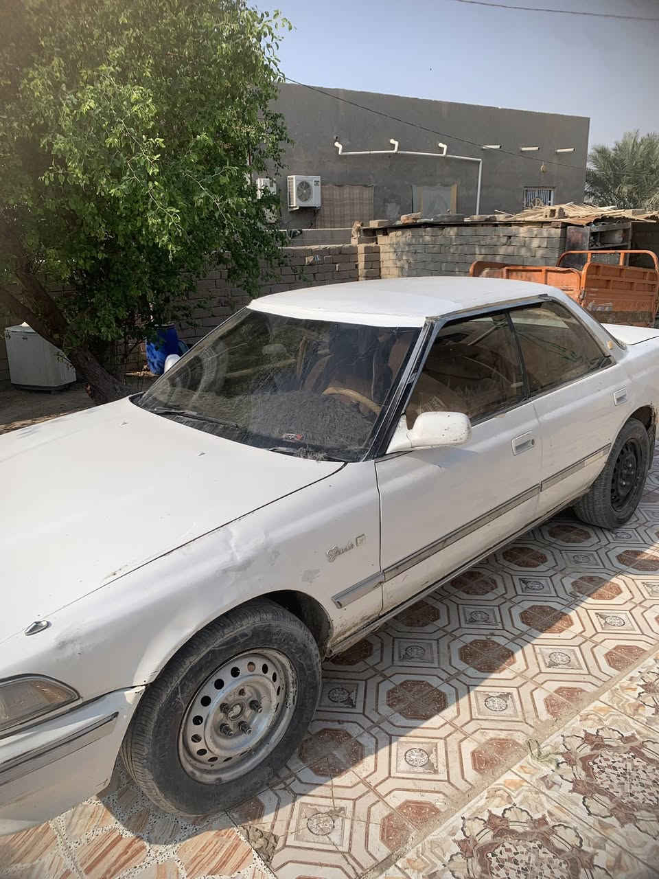 السلام عليكم سياره مارك كصيف موديل 92 كهربائيات شغاله طابوكه صارلي سبوع مخليها سنويه منتيه ب 2024 شهر 12 راعيه موجود للتواصل ***********
