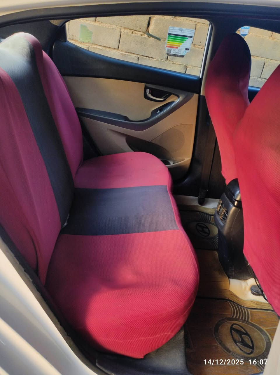 لانتره خليجي 2015فول مواصفات ماعده البصمه كير محرك سياره حلوه حداديه جديده تبريد تدفئ سياره بيه بارد اصبعين ابحافت لابنيد وصبعين جوه قبق لابانزين فقط ولباقي كفاله سعره 123وبه وجال لشراي لستفسار اتصل ***********مكلف بنشر مكان الناصريه
