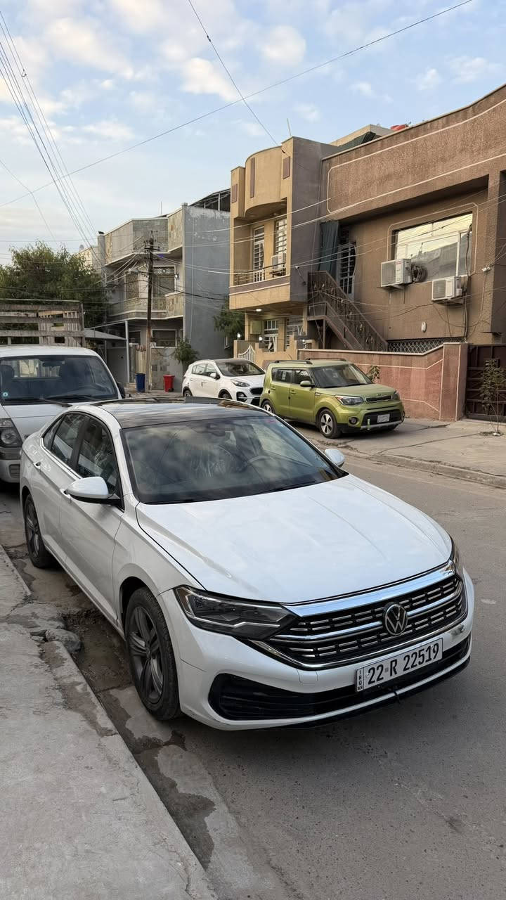 جيتا ٢٠٢٣
حادثه جاملغ ربع البنيد صبغ 
ابرياك برده و ستيرن راجعات سستم 
رقم الشاصي مالته بل صور موجود تكدر اطلع حادثه 
مواصفاته معروفه se
بنوراما 
كشنات جلد 
كشن سايق كهرباء
كشنات تدفئه 
رادارات  حساسات بقية المواصفات المعروفه 
عداد سرعه دجتل 
تشغيل عن بعد 
بصمه
هاند بريك بصمه 
سياره رقم اربيل بأسمي 
مكانه بغداد حي تونس افاق عربيه 
 سعره ١٧٥
 0772 912 7910
