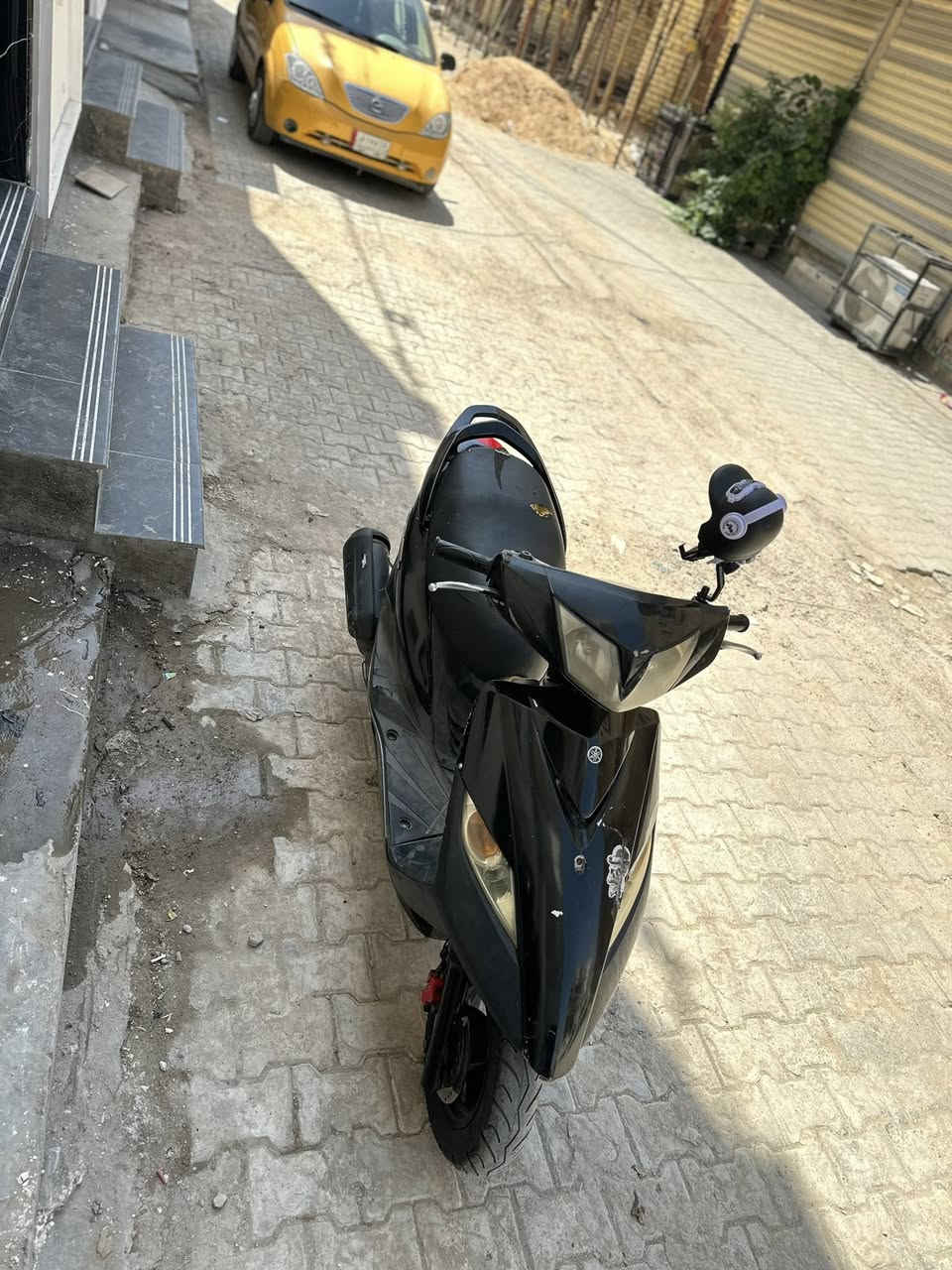 السلام عليكم
ثعلب
دراجه بلاديه وكامله
سلف هندر شغال
مكينه مكفوله 
كابريتر بلاديه 
لايت عالي ناصي
اشاير دبل اشاره شغال
عنواني بغداد الحريه 
السعر 550 
***********
