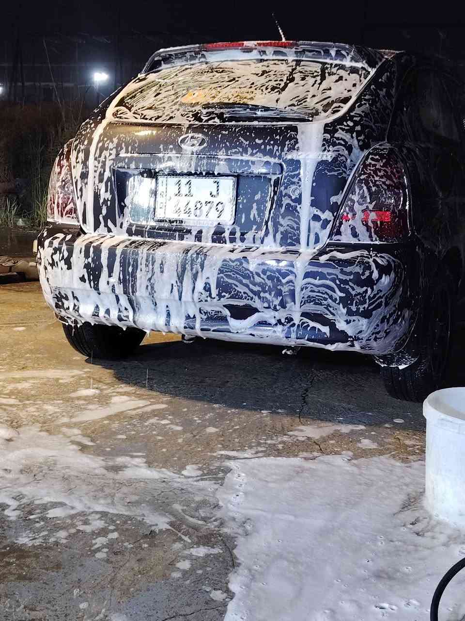 السلام عليكم
اكسنت تك باب وارد امريكي 2008 بيها جاملغ امامي بدون دواخل ومصبوغه حزام اثر جراد  وباقي السياره مكفوله تبريد جاهز السياره نضيفه  الكلمه تجي وتشوف نضافتها السعر 65

 هزه وسنويه جديده ***********
