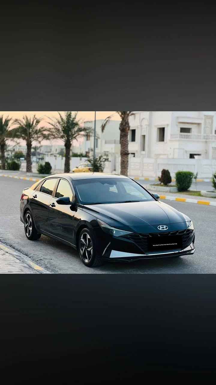 سلام عليكم النترا 2021 خليجي مكينه 2000 دوش سياره رقم سليمانيه جديد شرط التحويل  بيه صبغ قبق جنطه وجاملغ امامي بدون دواخل سياره ماشيه 100 الف كير مكينه كفاله تبريد صدر كله جاهز السياره ب130 وبيه مجال العنوان بغداد رقم الهاتف ***********
