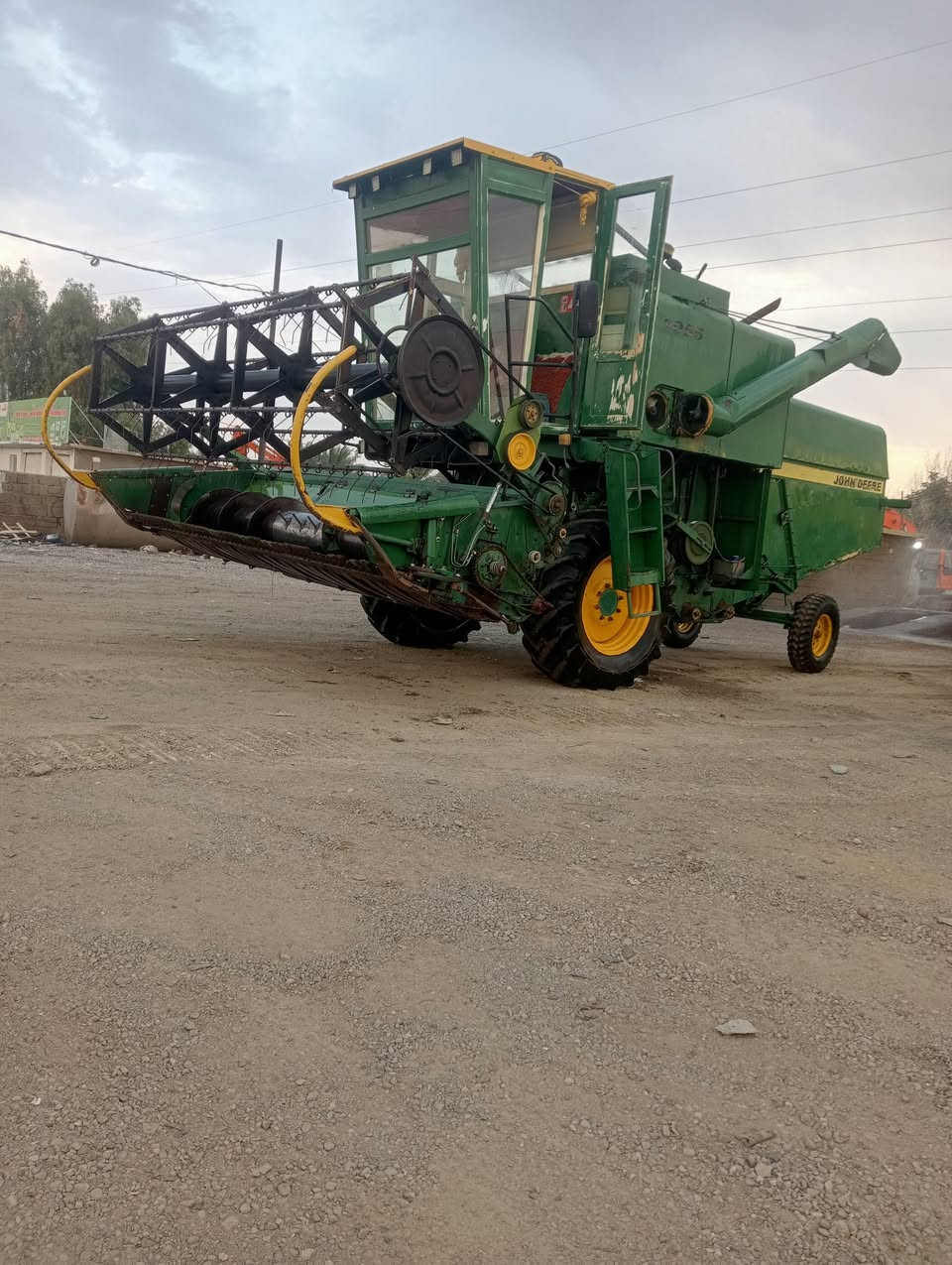 دەڕاسە جوندێر سترات خاس ئێرانی مۆدێل 2012 تەپەڵەی 14ی بیلاد دەڕاسەکە حاڵێن بەلەمەو یەک ساڵ کاکوتی کردە عەشیای بەلەمو  کاکوتێ بۆکانی دووپەنکەی تازەکانی لەگەڵە  ماشەلڵەی ئەوێ نەتەقین نەلەحیم هیچی پێوە نیە  کامل تەعمیر کراوە بۆ بەلەم حازرە بۆ ئیش کارەبایو تەبریتو لایتو گڵۆپو هەمووی لۆکە    بۆسعر پەیوەندی بکە به 

***********
