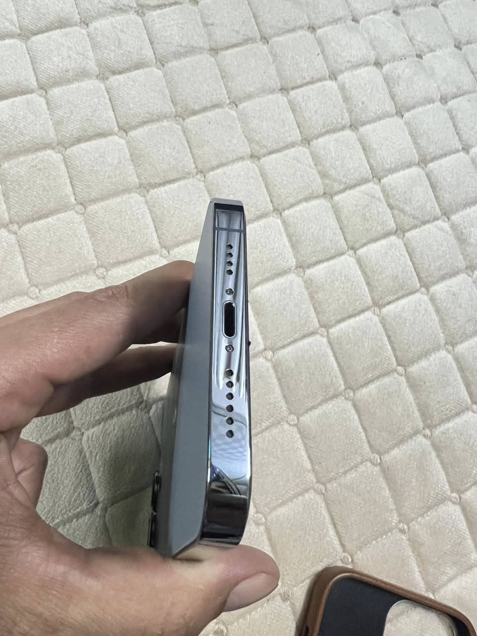 13 برو ماكس
جهاز نظيف بدل بطاريه فقط اصليه قبل شهر سبب البيع فتح باب رزق جديد 
ذاكرة 256 
بطارية 100%
تك سيم 
نموذج M
شراي تعال خاص 
سعرو 700


**إذا كنت صاحب هذا الإعلان وتريد حذفه لأي سبب، رجاءا أرسل رسالة إلى الدعم الفني**