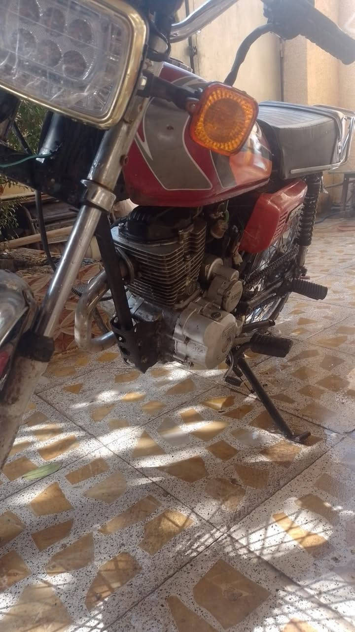 السلام عليكم دراجه سيفان 2017لبيع اومراوس كامله مكمله كهربايات كله شغاله سلف هندر عيبه بس الوياله مو مالته بس الدراجه خير من الله مكاني ديالئ رقمي ***********
