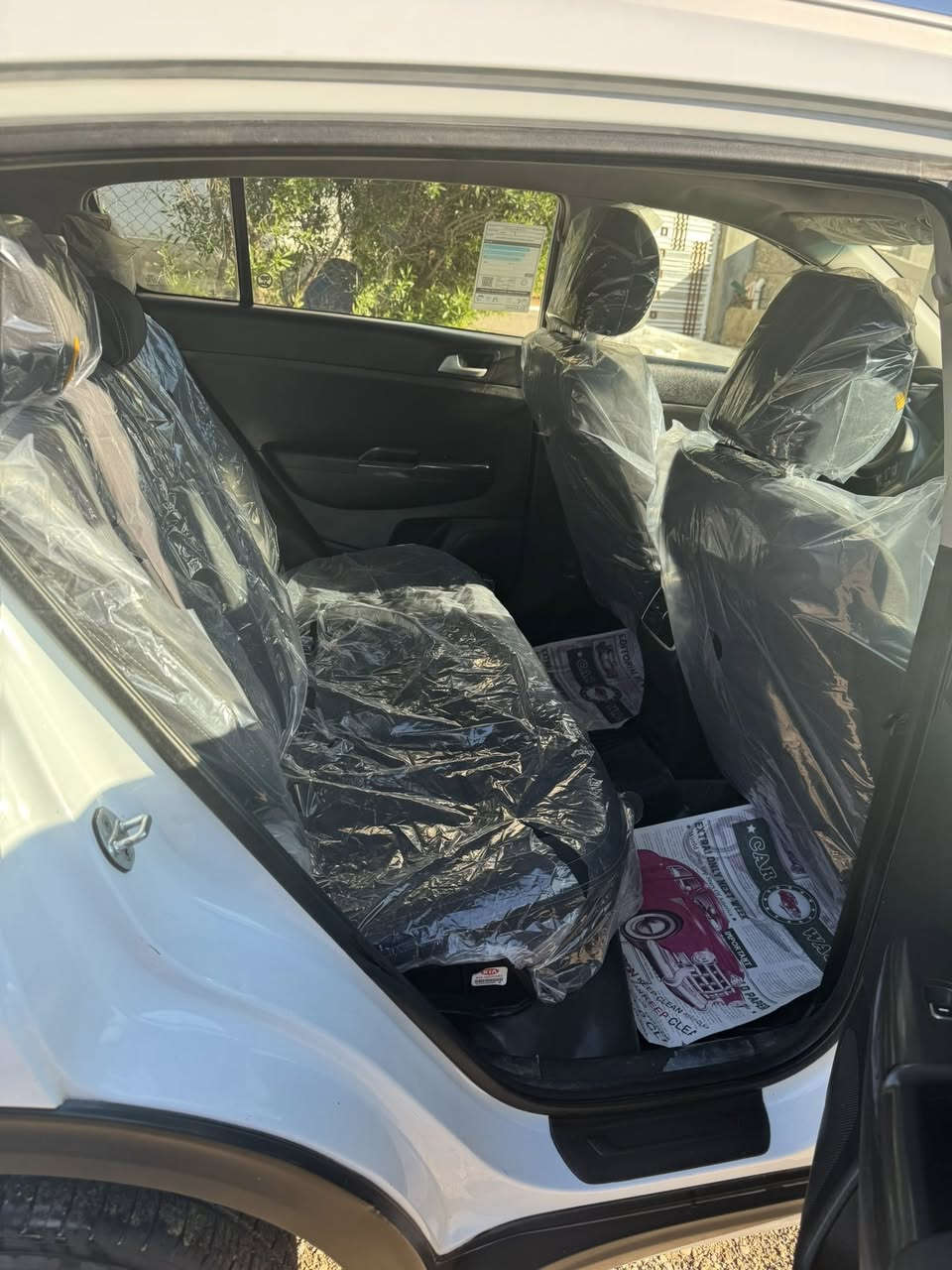 سبورتج 2017 للبيع او المراوس يرهم
السياره خليجي مابيها ايشي ومكفوله من الصبغ الضربه او البارد 
سياره حيل نضيفه مال جناي 
ماشيه 218 الف 
سعر السياره 178 وبيها مجال حك الجيه وللشراي 
المكان بعقوبه ديالى 
***********
