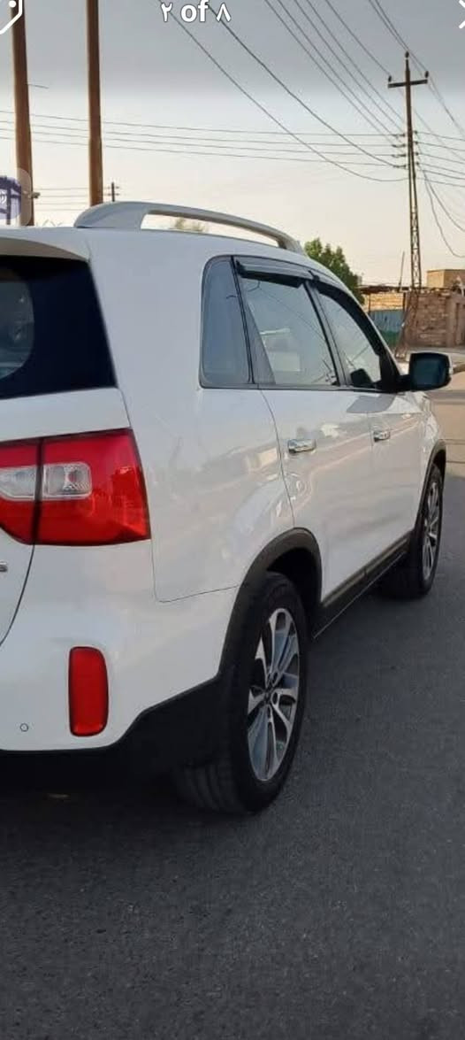 السلام عليكم كيا سورنتو للبيع موديل 14 سعرها 180 مقفوله ماشيه 150 كور مواصفات مكان بغداد النهروان رقم ***********الهاتف
