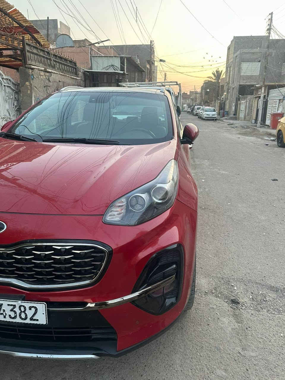 سبورتج ٢٠٢٠ جيتي لاين خليجي
فول مواصفات 
بانراما
كشنات جلد وكهربائي
شاشة چبيرة والى اخر معروفة مواصفات الجيتي لاين بصمة تشغيل عن بعد 
ماشية ١١٤ الف حقيقي 
مكينة 2000دوش 
كير محرك صدر تبريد كلة مكفول وبلادي 
السيارة سابقاً مكفولة حالين بيهه ٦ شضايات ومصلحات يم المندلاوي والفديو مال شضايات منشور وية الصور 
السيارة ب اسمي هزة جديدة تحويل ثاني يوم 
السعر 173 وبيهه مجال شي قليل كلش
مكاني الشعب ***********
