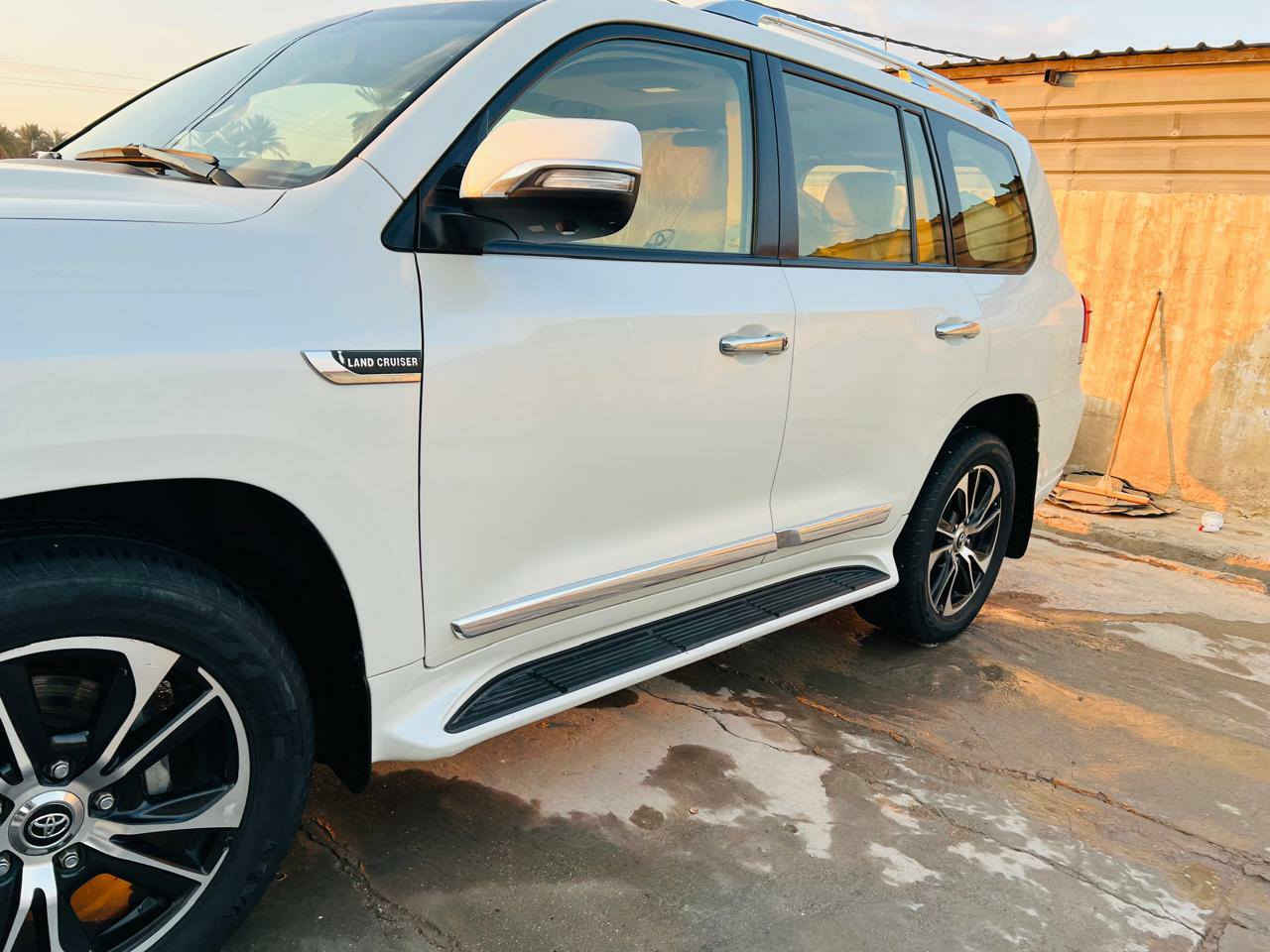 السلام عليكم البيع لا ندكروز موديل 2016 مكفوله كفاله عامه من الصبغ بيهه بارد بصيط بل جاملغ الامامي وشخط بل باب بصيط كلش كلش بدون صبغ   ماشيه 113 السياره جديده بمعنى الكلمه  تخم تاير جديد صيانه كامله  تغليف بيديف رقم بغداد الجديد  بسمي  مكان بابل السعر  485 $ ***********
