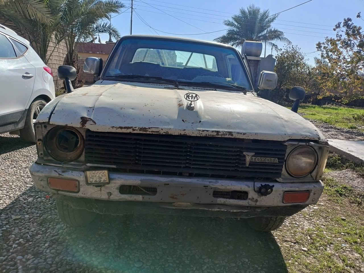 السلام عليكم...
بكم للبيع موديل 82 
السعر 16 وبيهه مجال
للاستفسار الاتصال ع الرقم التالي... ***********
