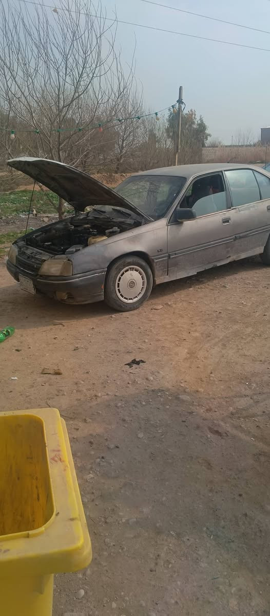 السلام عليكم سياره للبيع موديل 90 سنويه نافذه من 2019 شرط الغرامات والتحويل مكاني قضاء داقوق رقم الهاتف *********** جير ومكينه خير من الله شرط سعر 17 ورقه وبيها مجال اشهر مايخابر
