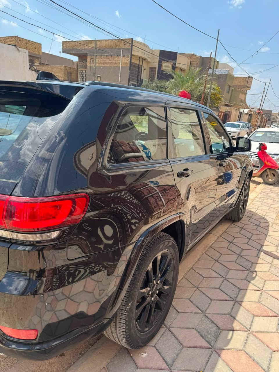 جيب ٢٠١٧ شيروكي لاريدو فول موصفات
السياره كلين.  من عدة الدعاميه حادثها حلو بس دعامية 

موصافات الجيب معروفه دواخل اسود 

كشنات كهربائيه تبريد  وبصمات عدد ٢

وباقي التفاصيل وشرط الفحص عليه 

السعر 200 ورقه للاستفسار *********** 

السياره ب اسمي
