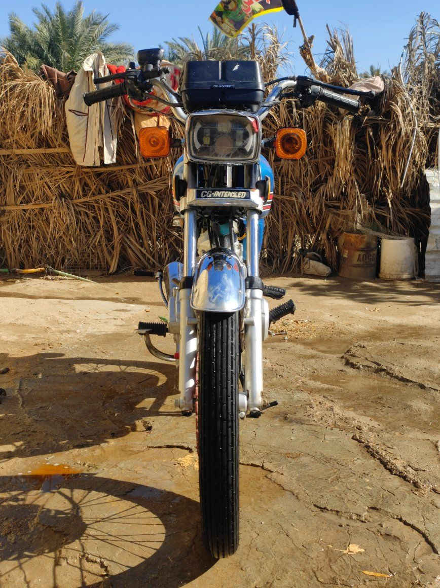 السلام عليكم دراجة اربعة كير ارشه اوراق موديل 18 تعمير 24 مكينتها نامه وكيلها ما متكاتب اوياه مكاتبة مكتب السعر 600 وبيها مجال مكاني نجف حرية مامتواجد فيس هذا رقمي ***********
