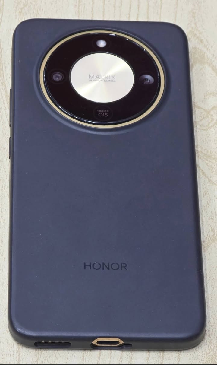 مراوس ابايباد جهاز x9d جاهز جديد استخدام 3ايام مراوس شعدك نزل السعر وسم جهاز  مكان بغداد العبيدي


**إذا كنت صاحب هذا الإعلان وتريد حذفه لأي سبب، رجاءا أرسل رسالة إلى الدعم الفني**