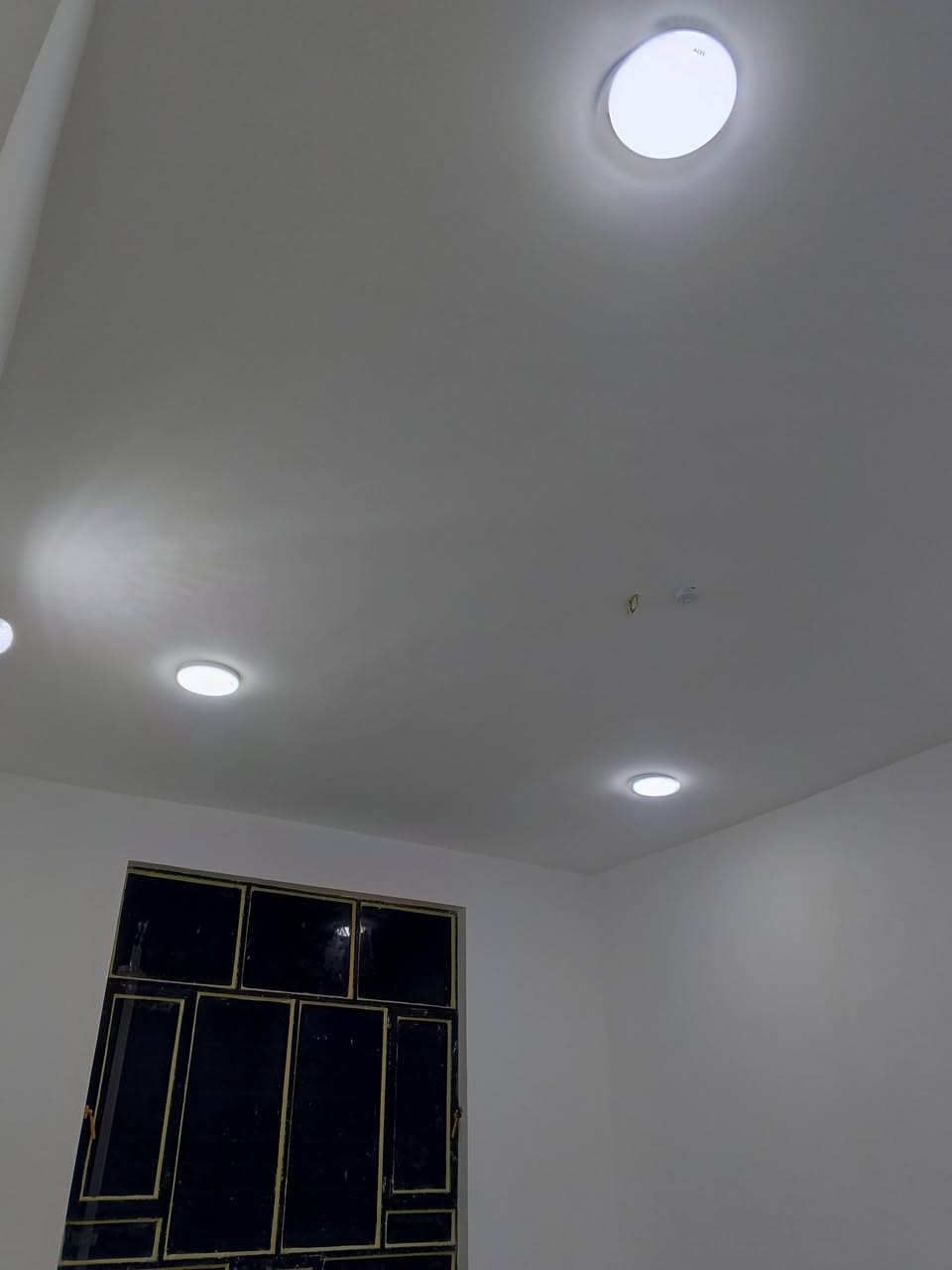 السلام عليكم 
تحيه طيبه عليكم
جزء بسيط من عملنا. "السيمز" 
منضومه { ستلايت + گامرات + سبالت } 
 للتأسيسات الكهربائيه { بوري + سيمز }
***********/.   ***********
