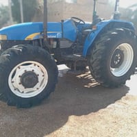 مكينة نيوهولاند ٨٠ • نجف ١٤م