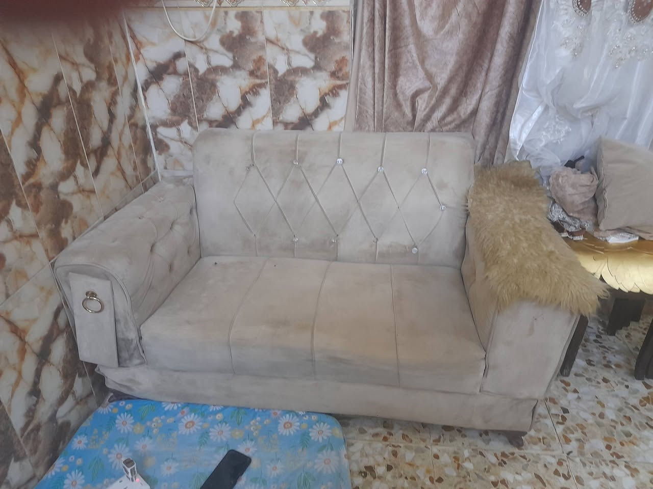السلام عليكم عندي تخم ٨  مقاعد نضيف ١٥٠ وبي مجال مكاني زعفرانية


**إذا كنت صاحب هذا الإعلان وتريد حذفه لأي سبب، رجاءا أرسل رسالة إلى الدعم الفني**