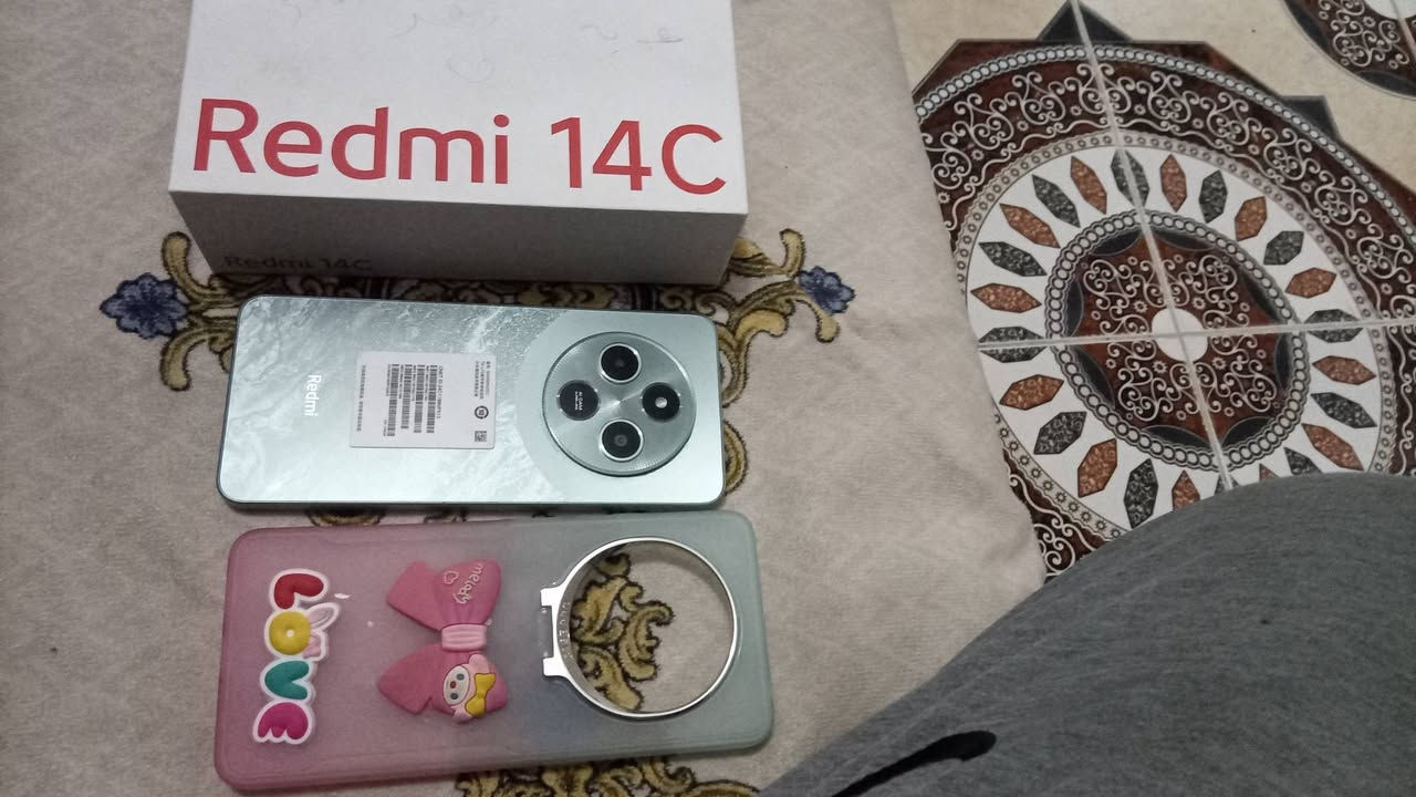 مبايلات عدد 2 نوع ريدمي 14سي ذاكره 128 نفس الون ثنينهن جددمكفولات سعرهن 280بيهن مجال قليل ***********
