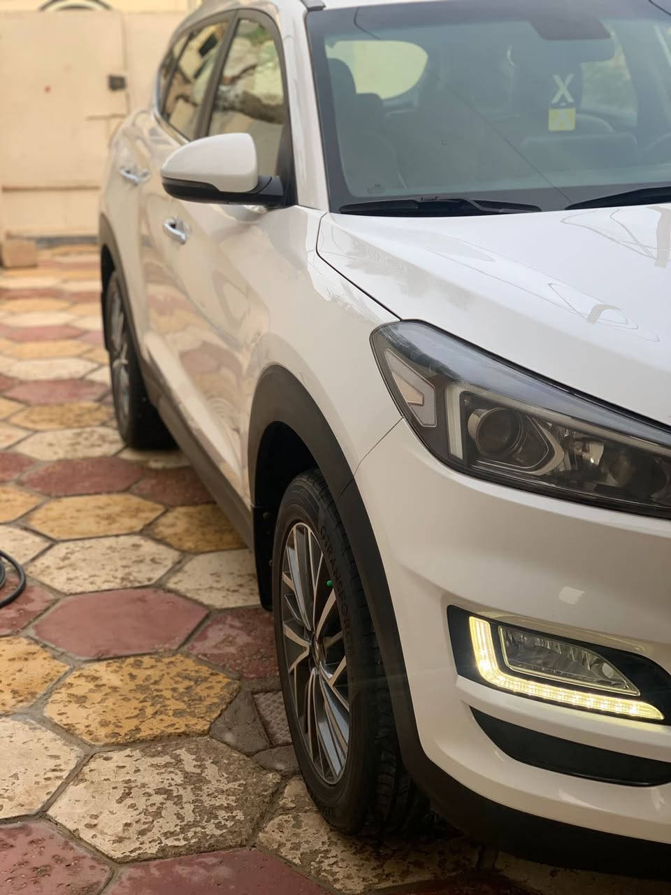 توسان موديل 2020 خليجي كوري رقم أربيل مكفولة من الصبغ والبارد ماشية 132 الف السعر 193 وبيه مجال اي استفسار الاتصال على الرقم التالي 
***********
***********
 💥💥عنوان السيارة واسط العزيزية 💥💥
