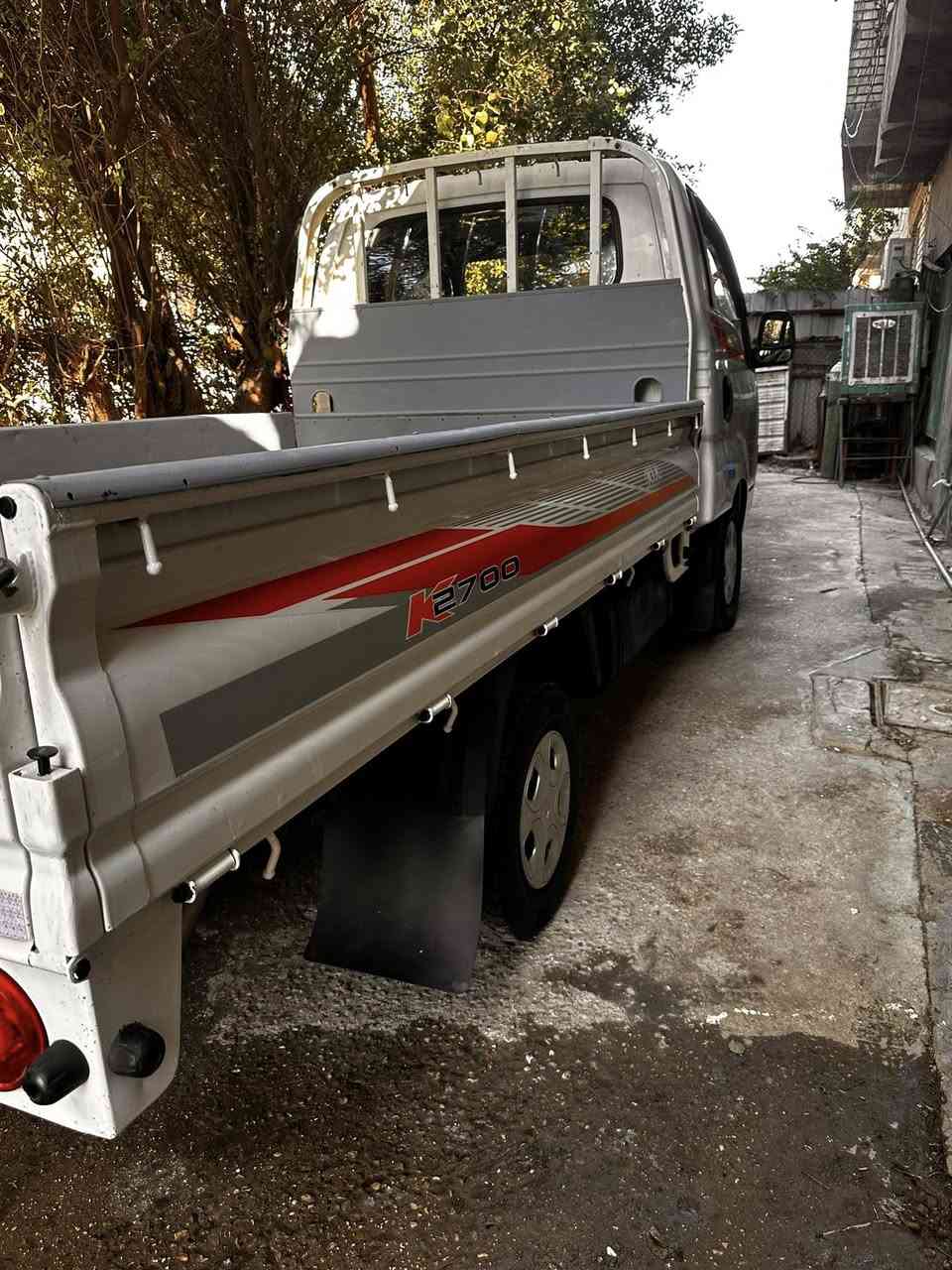 كيه ٢٧٠٠ مديل ٢٠١٦ السياره جديده ميكينه جديده تخم تاير جديد دوشمه جديده بلاديه ممفوله كير اكسن حداديه كله نضيف وجديد خير من الله السياره بغداد مدينت الصدر الحبيبيه 
*********** سنويه لا ٢٠٢٨
