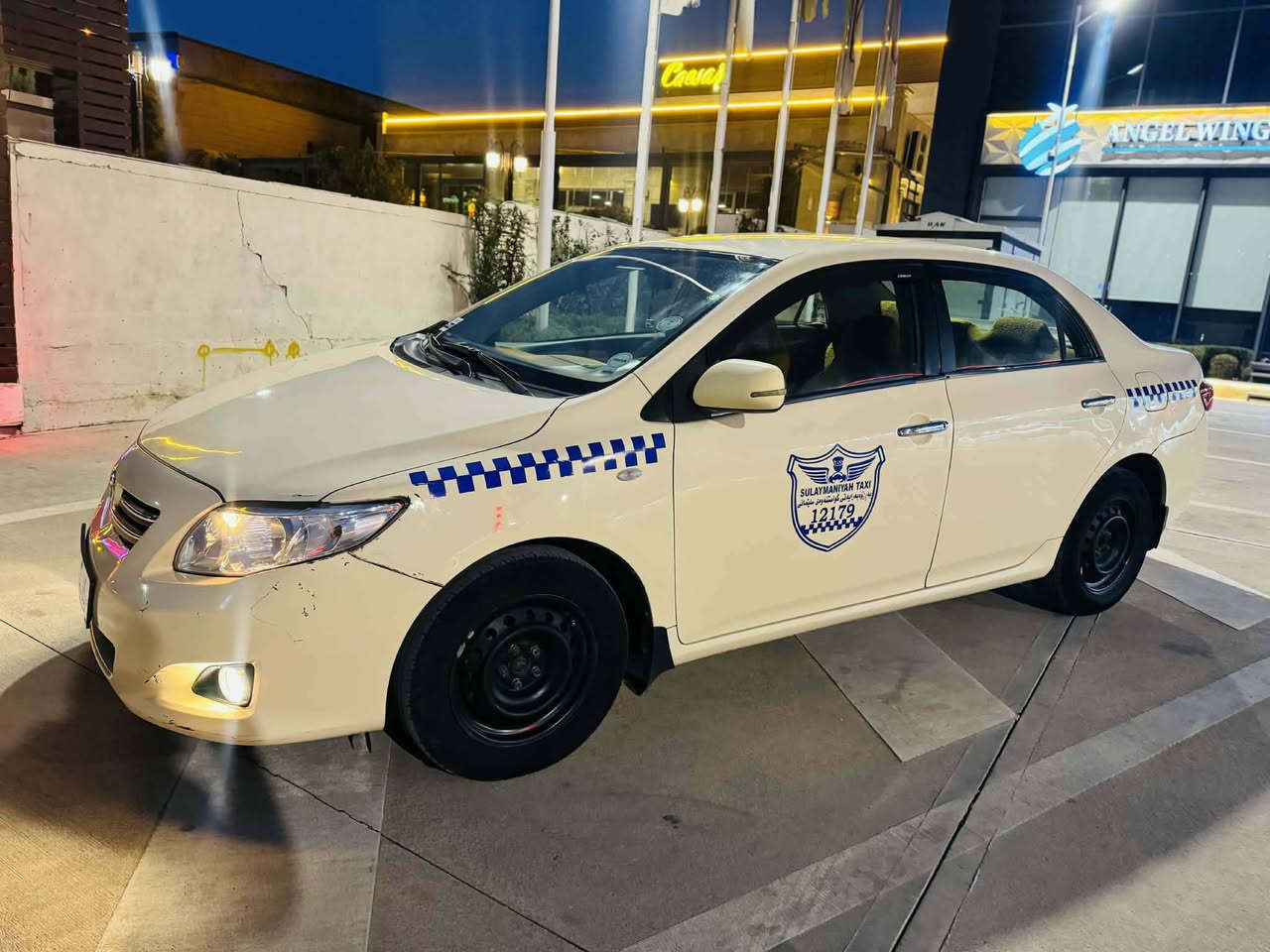 کڕۆلا 2009 گێڕ عادی بێ بۆیاخ  دووجێ ساردی هەیە پێش و دوای کەپسە 124گەڵا سەنەوی تازە بەسەر چووە ***********
