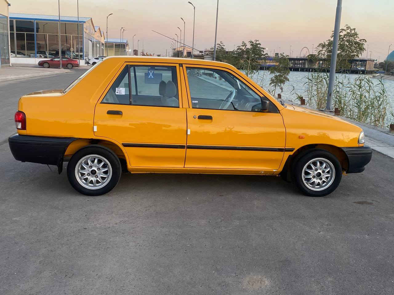 السلام عليكم سايبا موديل ١٨ ماشية ٦٦ الف فقط مكينة كير على وضع الشركة بدون صبغ فقط بارد رقم انكليزي بغداد
بغداد المشتل نهاية المعلمين
***********
سعر٤٧
