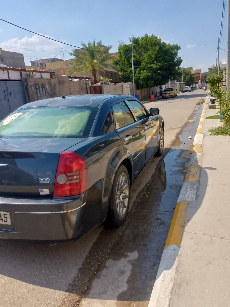 السلام عليكم  بيع مستعجل السعر 90وبيها مجال 
من رخصة مدير لكروب المحترم
وباما  بسم عربي  شرط تحويل او تريد وكاله2008وارد امريكي 
مكينه وكير خير من الله 
حداديه 80بل ميه 
تبريد عوزه غاز 
كهـربايات كله شغاله 
السونار مرفق معه الصور 
المكان بغداد الزعفرانية
***********
ابو احمد
