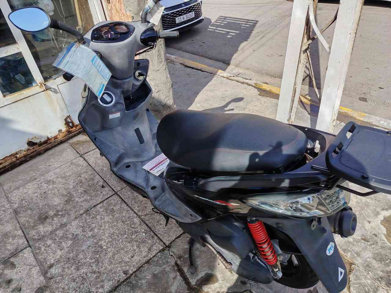 سلام عليكم دراجه للبيع سكسنس ياباني فحل مكفوله كفاله عامه ***********
