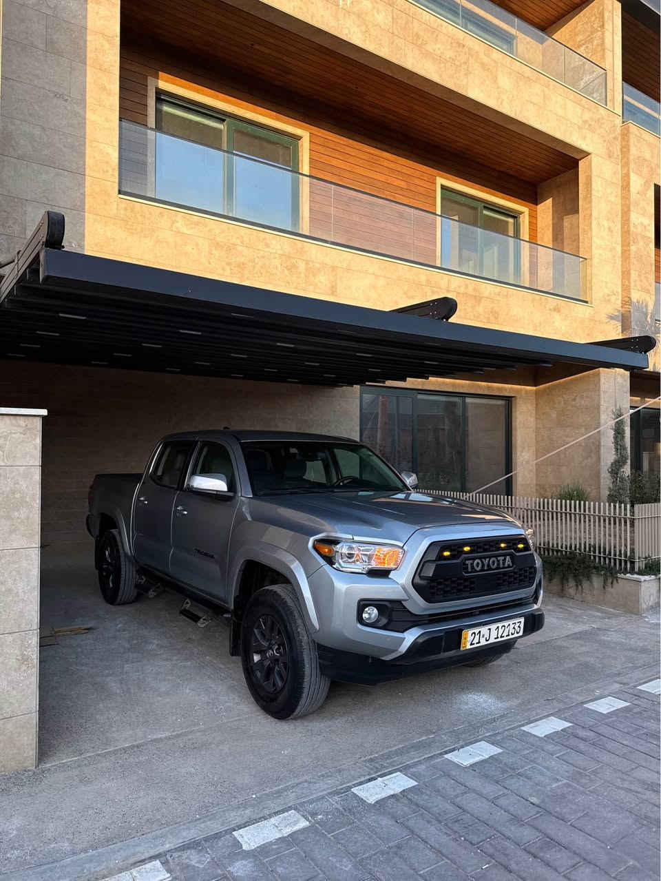 ‏Toyota Tacoma 2023
تويوتا تاكوما ٢٠٢٣

مواصفات SRS
(شاشة-الكاميرا الخلفية-رادار-كشن كهربائي تحكم ستيرن-لايت زينون-)
‏AWD-دفع رباعي

مكينة ٦سلندر حجم ٣.٥لتر 
ماشية ٦٨٠٠٠ فقط

السيارة كلش حلوة و نظيفة 
بس مكانين تعديل بارد  بجم كبس
رقم الشاصي 
‏3TMCZ5AN7NM475112

رقم سليمانى
مكفولة من كير و محرك و كهربائيات

و ب سعر(2٧٥$)ورقة و بيها مجال للطيبين

مكان السيارة 
سليمانيه
‎رقم موبیل
*********** السليمانية, العراق
