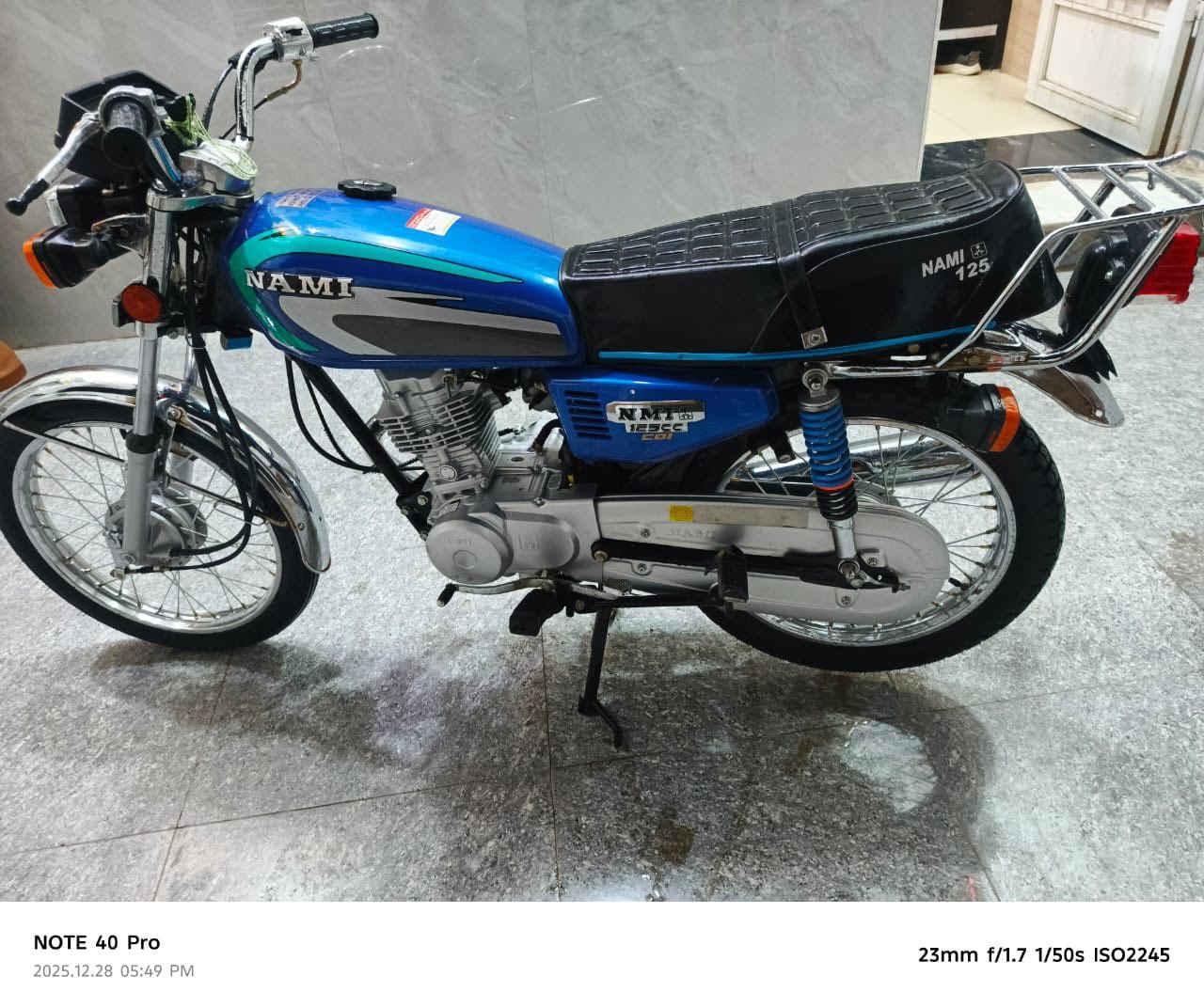 سلام عليكم دراجه أيراني صار سبوع من طلعت من الوكيل البيع أوراق كامله مديل 2024السعر 1200وبيههً مجال الشراي رقمي ***********
