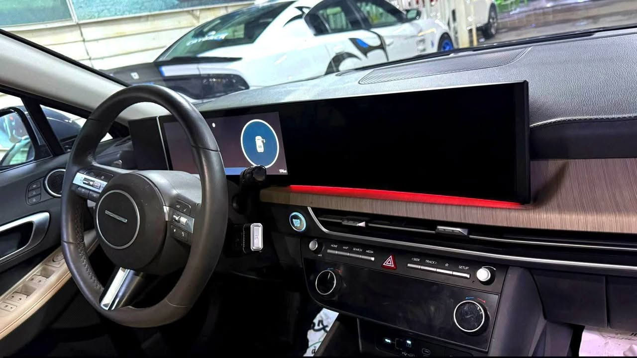 سوناتا ليمتد هايبرد 25
أعلى فئه فول مواصفات 
بعدها زيرو ماشيه ٢٢٠ ميل فقط 
حادث بنيد وجاملغ والبنيد تبدل نفس الون 
سياره تترقم مجاني فقط رسوم التسجيل 

سعر مناسب للشراء

+9647700600655
