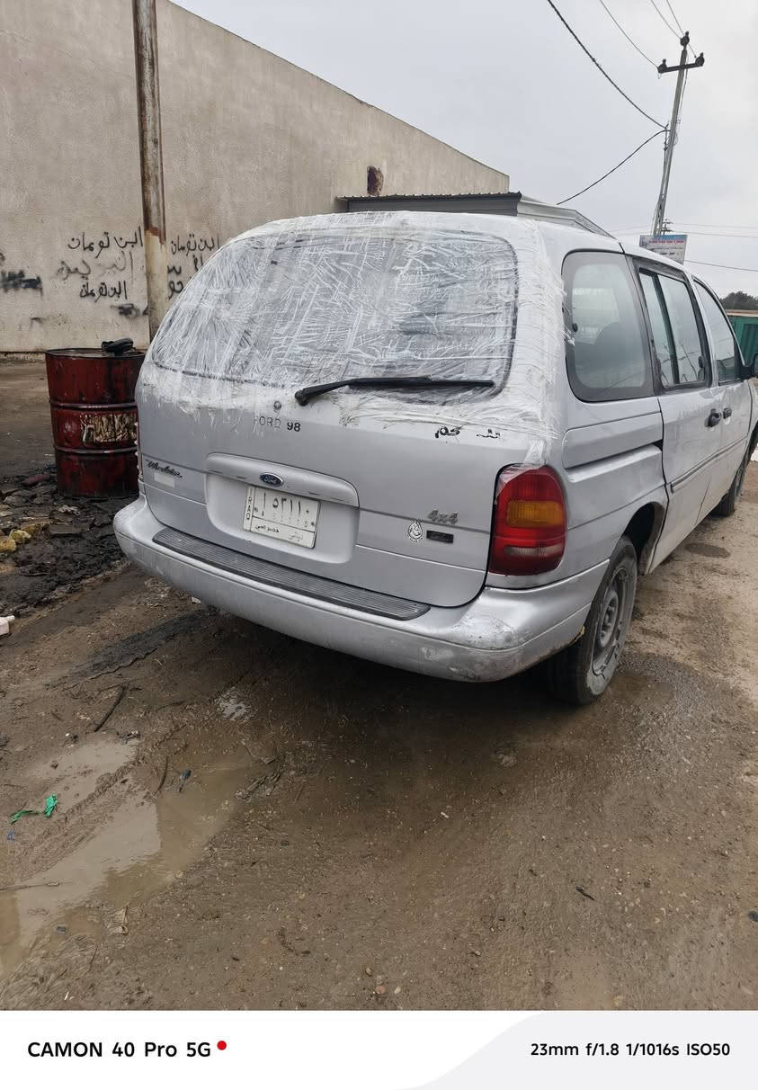 السلام عليكم سياره فورد سبعه راكب للبيع سعر اتصل على الرقم ‏‪***********‬‏
