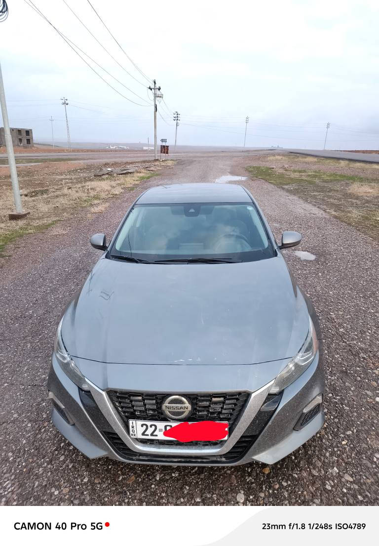 نیسان التیما مودیل 2022مواسفا s شاشەو کامیرا بەسمەو رادار و شغال بێ بۆیاغ و بێ ئێرباگ پێش و پشتی هەمووی کەبسە تەنها یەک بوست لێواری بوتید تعدیلە کلینە گێڕو مەکینەی بیلادی بەناوی خومە . *********** أربيل, العراق
