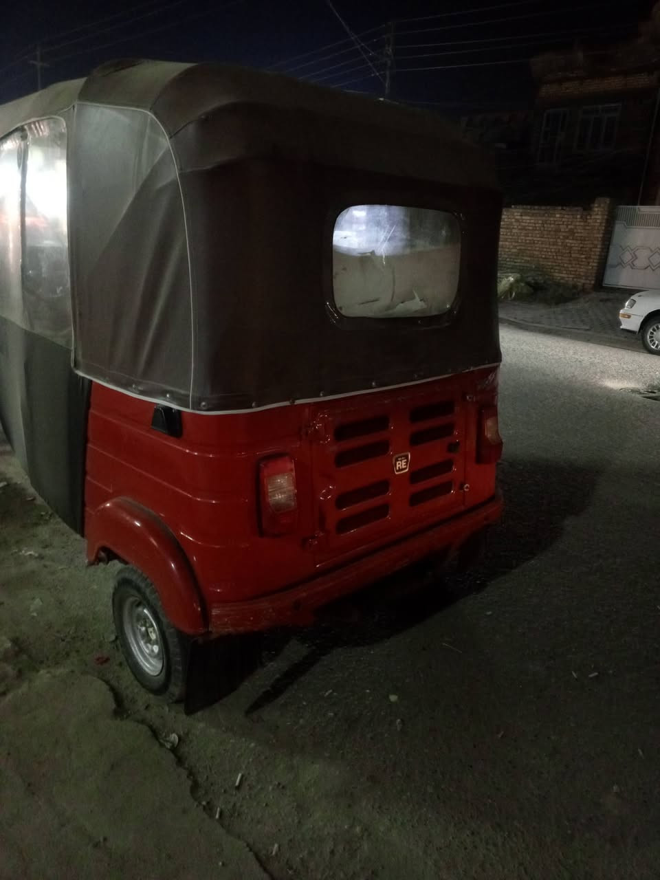 تكتك لبيع  19
اوراق
***********
