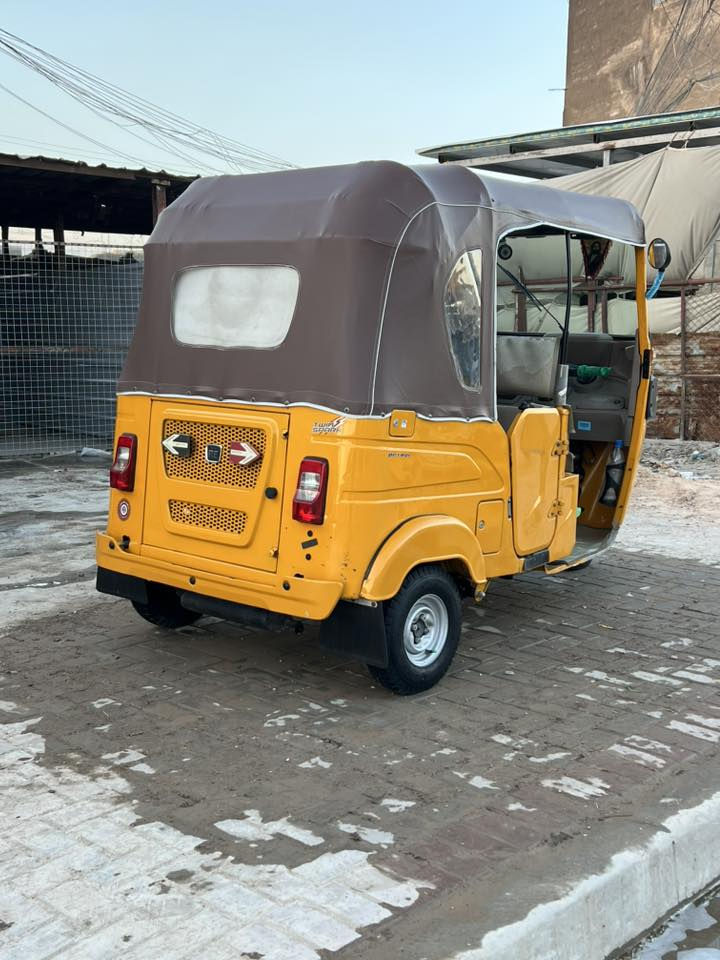 سلام عليكم تكتك٢٢ رقم وسنوية بغداد بسمي تحويل ثاني يوم تكتك معمرة بس دوس مكينة مكفولة تكتك مال جناي كبل الشارع مابيهة كل نقص عنوان الشعب نهايت حي اور ***********
