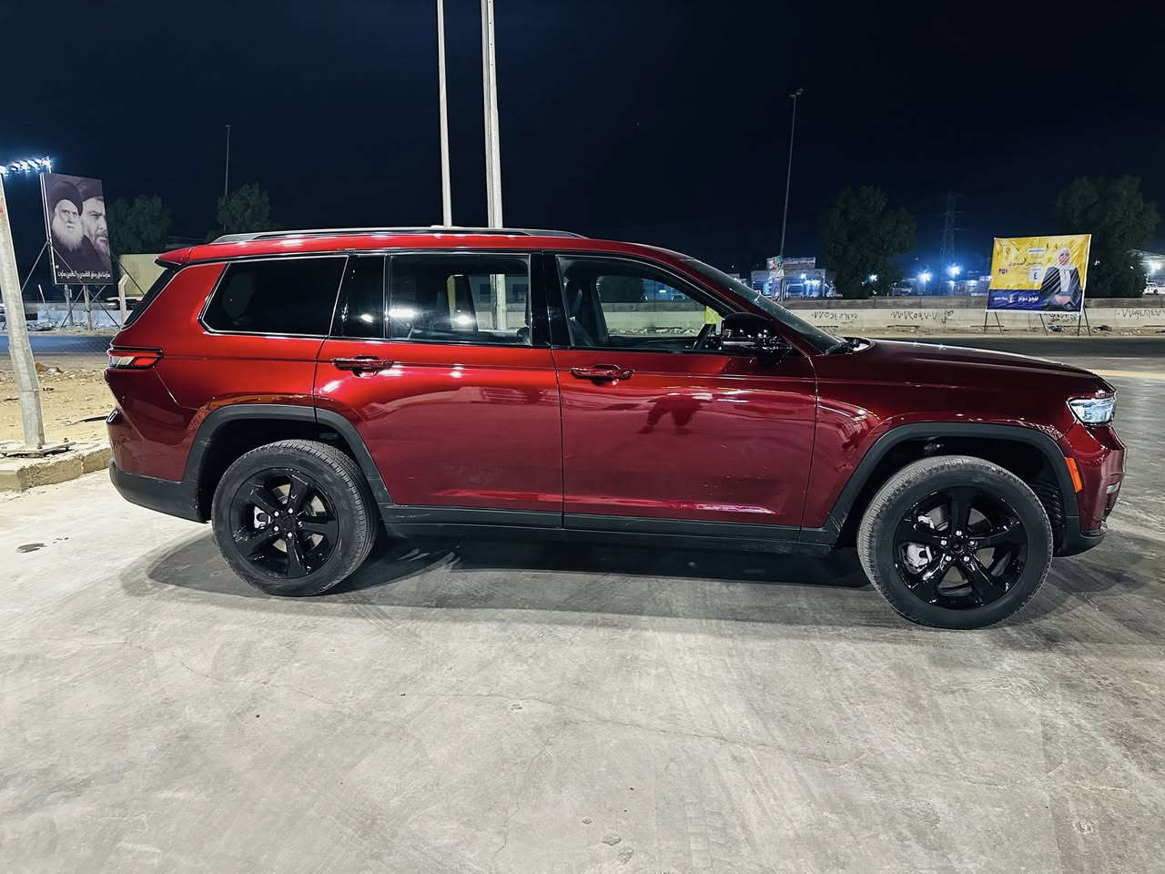 سلام علیکم
جيب كراند شيروكي لمتدد 2024 ماشية 8000mi

حادث قطعتين الباب اليمن مصبوغ ولبنيد مبدل ولحادث 4X4 مرفق بل صور مواصفات معروفة

رقم بغداد

كشنات جلد

بنورامة

قطعتين تبريد

مثبت سرعة

السيارة جديدة فول

السعر 285 قفل

مكاني بغداد

*********** رقم ***********
