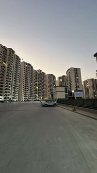شقه للإيجار في مجمع دار السلام  طابق ارضي  مؤثثه مطبخ وسبالت عدد ٢ وسخ...