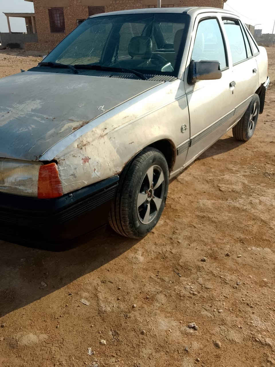 بسم الله 
اوبل كاديت البيع رقم سود وبيع حديده 
سياره محرك 1600 موديل 91
سياره جاهزه السعر 10
رقمي ***********
مكاني حديثه بنداهر
