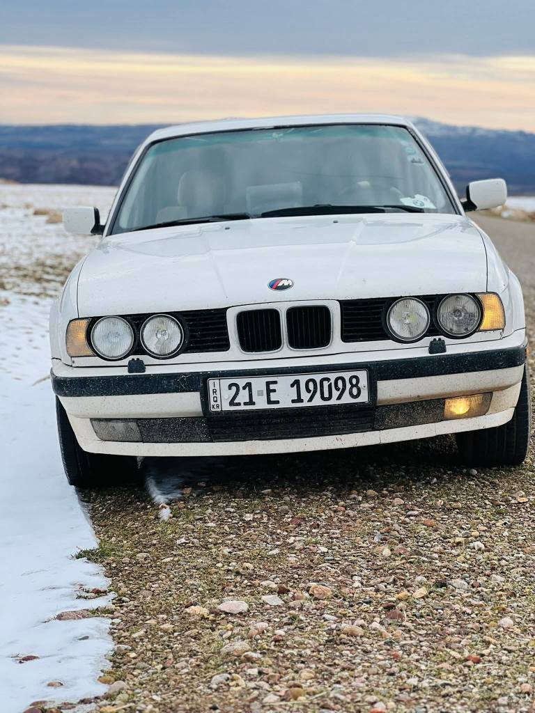 525دیجیتاڵ بیلاد گیرعادی 
مۆدیل 1990
چوارجام کارەبای ABS
تەبریت ساردوگەرم 
شاشە ئایپاد ئاوینە کارەبای 
قوفڵ مەرکەزی 
بیدەعمولیدراو 
3پارچە بۆیاخی هەیە  بیناوگردن
کامل گیانی جایز نمونە لەجوانی 
گۆرینەوەیش دەکەم لەسەردڵ گردن
لەچەمچەماڵم 
ژم*********** شمشمل, السليمانية
