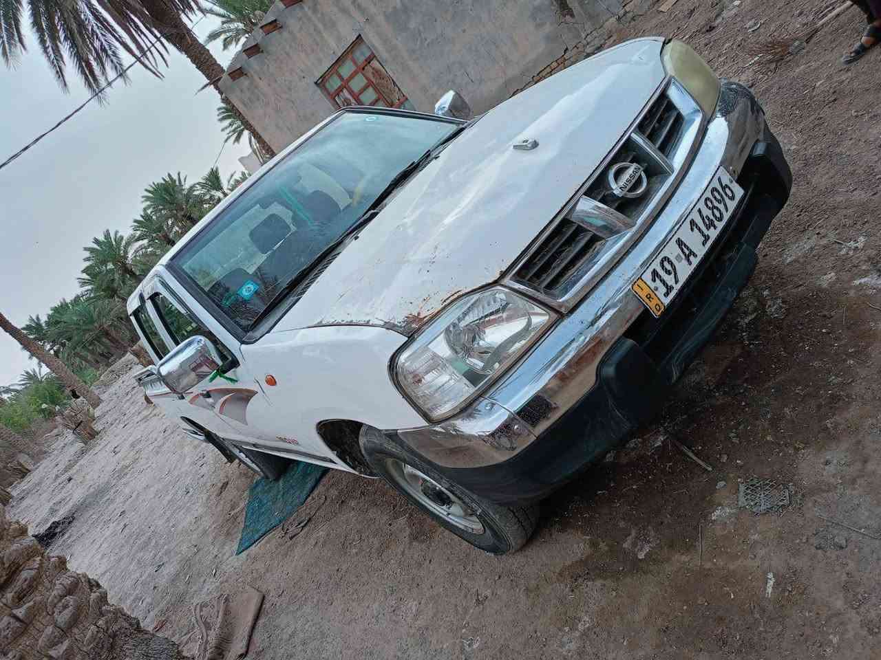 سياره نيسان موديل2014 مابيها نقص جاهزه من كلشي المكان سيددخيل للأستفسار ***********
