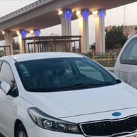 للبيع كيا سيراتو ١٧ مكفوله رقم بغداد بإسمي محرك ١٦٠٠ مري شفط 5 ويل كب ...