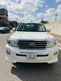 لاند كروز 2012 خليجيه فطيم ام الطفايه جديده جدا اي نقص مابيه من كلشي ت...