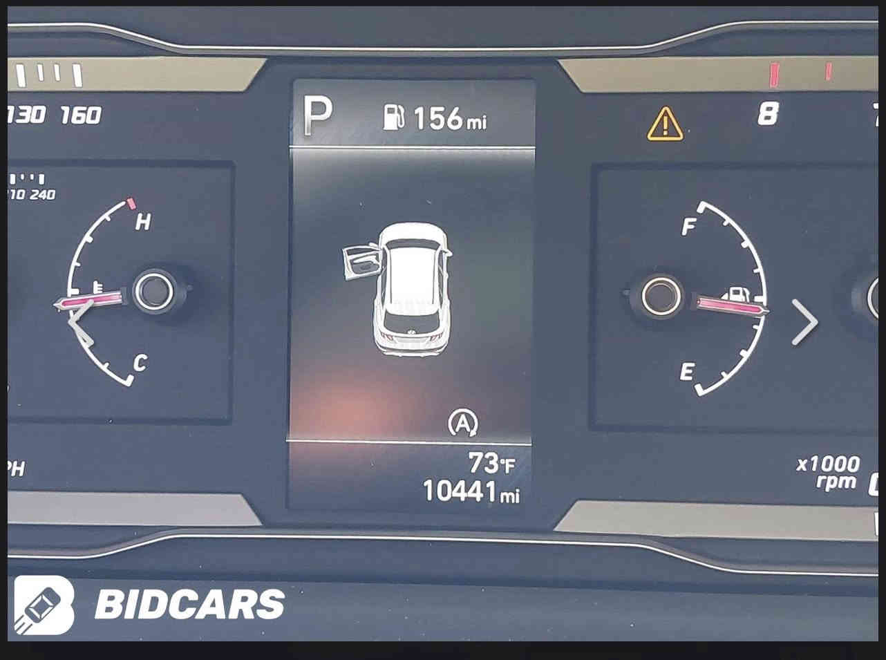 السلام عليكم 
للبيع توسان موديل 24 
حادثه كلش خفيف 
سيارة ماشي 11مايل 
كشن كهرباء 
صندوك كهرباء
ترحيب 
بصمه 
سيارة اخت زيرو جديدة بمعن الكلام 
سياره تترقم شمالي 
دخول جديد 
سعر سياره 175 بيه مجال حك جيه 
مكان سياره الانبار 
رقم الموبايل ***********
صور الحادث مرفق
