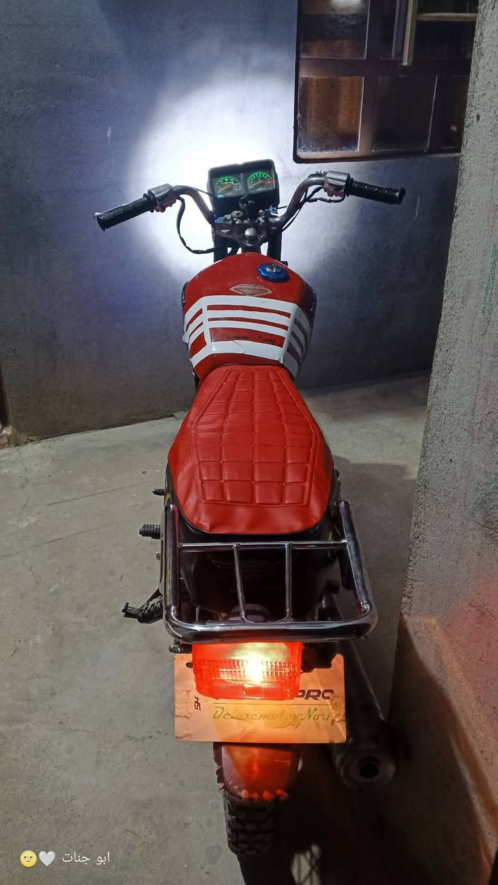 مأطور بارت للبيع غراض كلها جدد دبلات كدام وايرمينه كامل ضفيره يدات جدد اصطاب وكلج اجوابه جدد  سيبايه جديده تغليف كشن جديد حاضنه مال وكفيه جديده المحرك فقط جان شغال وطفنه عندي ومع يشتغل ابيعو فحم في فحم 200 وبيه مجال مكاني ..جنوب الموصل مفرق الشوره قريه بيجوانيه عليا.. الشراي هذا رقمي ***********
