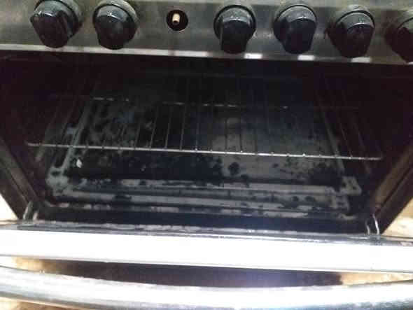 طباخ. للبيع. نظيف و شغال. سعر  100 و بي مجال. 
للإستفسار.  ***********
