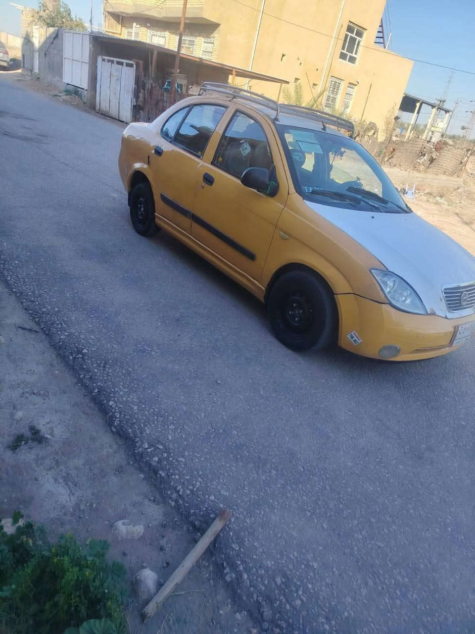 سلام عليكم طيبه 2015كير ومحرك وحداديه كفاله تخم تاير جديد مال جناي جاهزه الاخير سنيويه ال2027رقم بغداد  السياره كلش جديده
السعر30وبيها مجال 
الاتصال***********
مامتواجد بلخاص 👆👆
