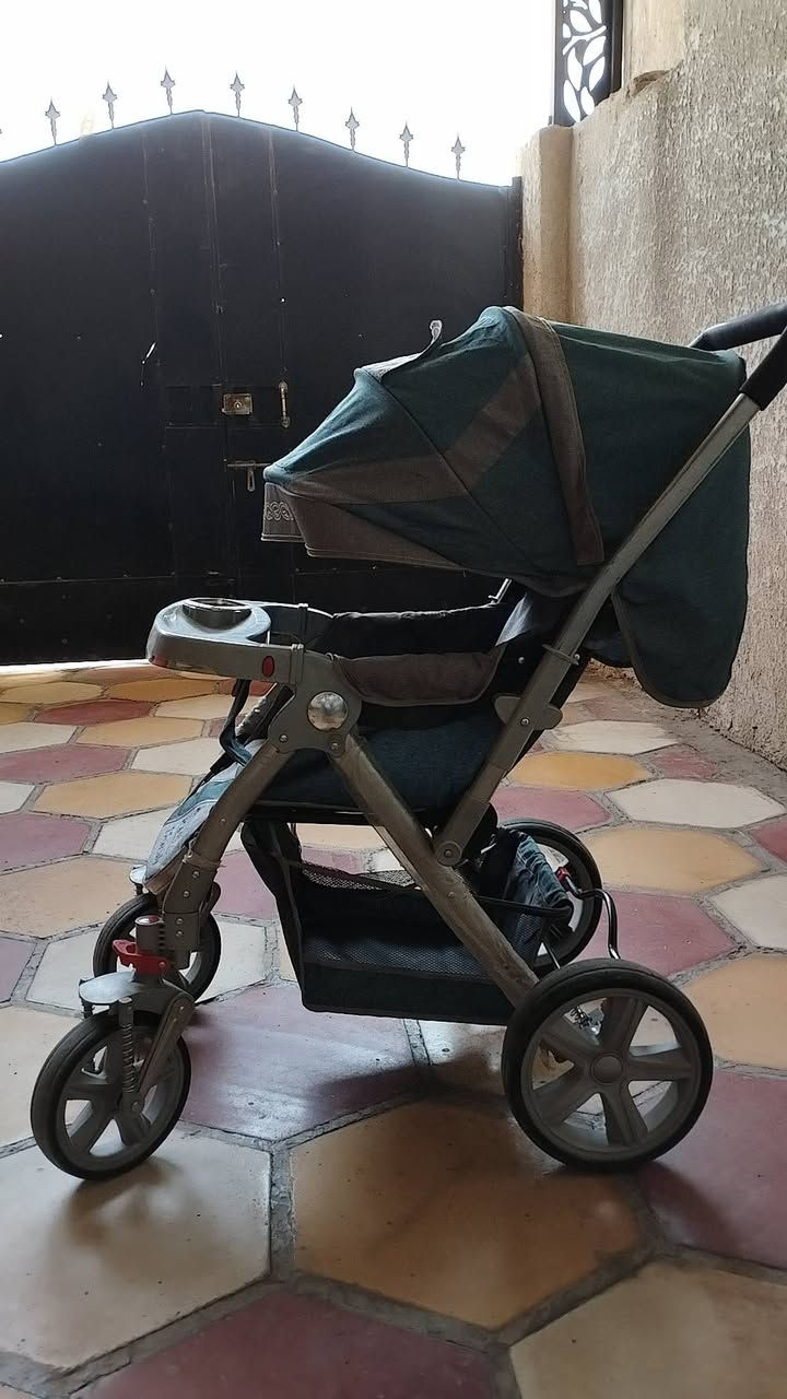 عربانه طفل كبيرة تتحمل اوزان ثگيله ***********
