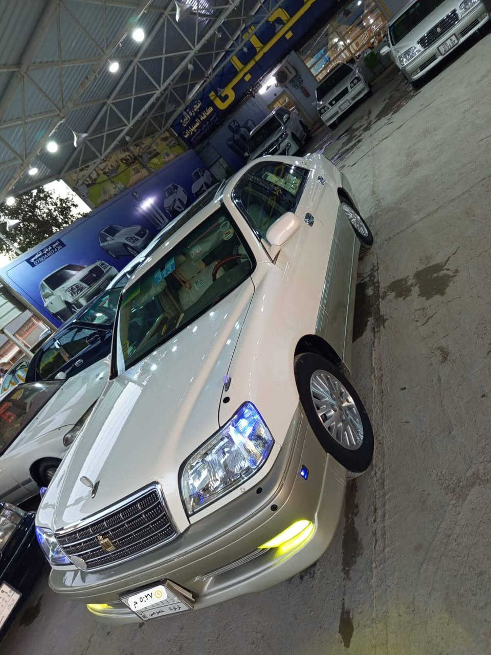 ملكه موديل 2003  فول  فول محرك كبير كشنات كهربائي استرن كهربائي برده ثلاجه تبريد امامي وخلفي فتحه سقف مفحوصه  مدفوع كمرك باقي بس عل رقم كفاله عامه من اي ضرر  محرك جديد صار  اسبوع شاده سياره دبل شاشه  سعر   قفل 127  تلفون ***********. يوجد واتساب سياره تسكن في نجف الاشرف
