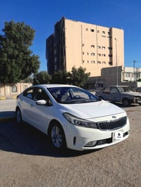 سيراتو ٢٠١٧ • محرك ١٦٠٠ • ماشي ١٥٠ ألف