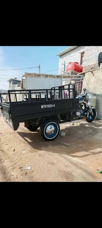 ١٩ • أوراق • نجف